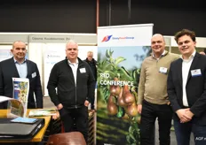 Staay Food Group/FV/DFS met Niels Krijnen, Alex van Iperen en Joop en Vincent Vernooij